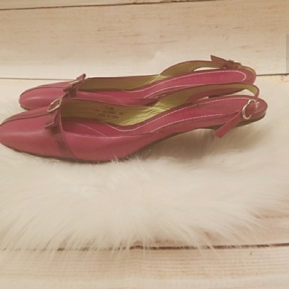 Cole Haan sling back closed toe kitten heels 7.5 - Picture 4 of 8